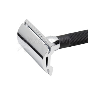 Rasoir de sécurité avec logo personnalisé avec design précis et lames tranchantes pour un rasage quotidien en douceur - Product Image 4