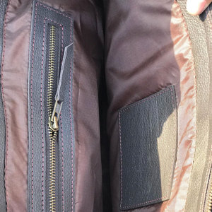 Sacs à main en cuir de vachette de haute qualité avec logo personnalisé, vente en gros, sacs à main en cuir de vachette avec design personnalisé - Product Image 6