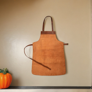 Tablier en cuir de vachette fait à la main avec logo personnalisé, vêtements de travail sans manches en cuir pleine fleur, facile à nettoyer pour la cuisine de barbier, norme la plus élevée - Product Image 4