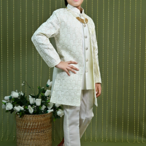 Sherwani de luxe pour garçons en soie, tenue traditionnelle pour mariage et fêtes, design ethnique élégant, infroissable, protection solaire, séchage rapide - Product Image 1