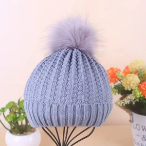 Venta al por mayor de gorros de invierno de punto de cable personalizados para mujeres gorros de punto de moda y gorros para niños para damas y niños - Product Image 2