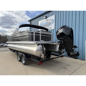 Bote de Pesca 2026 Barge 22 DLX Sun Tracker Premium, Pontón Resistente de 115 HP - Product Image 5