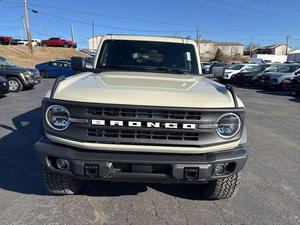 รถใหม่/มือสอง ปี 2026 ฟอร์ด บรองโก บิ๊กเบนด์ เครื่องยนต์ 3.2L V6 กล้องมองหลัง 360 องศา รับน้ำหนักได้ 31-40 ตัน ระบบดีเซล/เบนซิน เกียร์อัตโนมัติ ขาย - Product Image 2