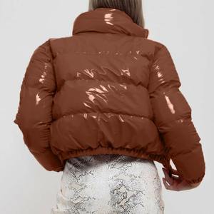 Parkas chauds d'hiver pour femmes veste bouffante rembourrée à manches longues avec manteaux à capuche mi-longs de couleur unie - Product Image 1