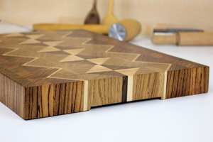 Tabla de cortar de madera de grano final-Diseño cuadrado sostenible y duradero de 12mm de espesor - Product Image 5