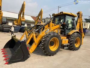รถตักล้อยาง JCB 3CX 4WD ดีเซล ใหม่และมือสอง สำหรับงานขุด ตัก ขนย้ายวัสดุ และเตรียมพื้นที่ก่อสร้าง - Product Image 3