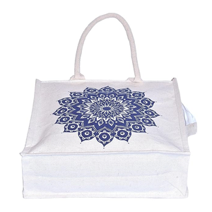 Bolsa de compras de arpillera de yute teñida impresa personalizada con asa de cinta de algodón bolsa de mensajero ecológica para mujer - Product Image 4