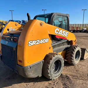 Cargadora de ruedas Case SR240B 2022 equipada con una cómoda cabina con aire acondicionado y calefacción Precio al por mayor - Product Image 1