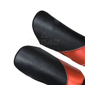 Protège-tibias de haute qualité avec rembourrage et conception stable, finition intérieure lisse et facile à porter - Product Image 6