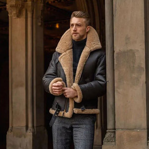 Chaqueta de Invierno de Piel de Oveja de Primera Calidad con Logotipo Frontal, Diseño Ecológico y Ligero, Tacto Suave y Calidad Duradera - Product Image 3