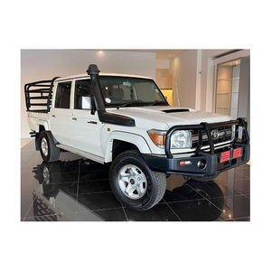 Utilisé pour Toyota LandCruiser Pick-Up-Cabine double avec sièges en cuir foncé AWD Drive et taille de pneu R15 - Product Image 6