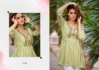 Kurtis courts en rayonne lourde en gros avec motifs et imprimés