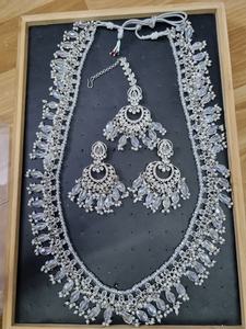 Juego de Joyería de Boda Tradicional Étnica Chapada en Oro Antiguo con Circonitas Largas de Lujo de Fabricante Indio, Juego de Collar y Aretes para Mujer - Product Image 6