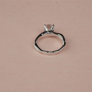 Anillo de diamante cultivado en laboratorio Premium 2.00Ct corte redondo VS1 IGI SGL certificado Oro rosa oro plata compromiso boda joyería proveedor - Product Image 3