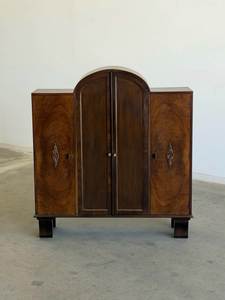 Luxury Solid Wood Durable <b>Wardrobe</b> Traditional <b>Antique</b> Design Bedroom Furniture with Hinged Doors - Product Image 1