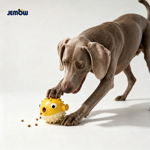 Juguete Masticable Interactivo para <span class=keywords><strong>Perros</strong></span>, Pelota Molar Elástica de TPR Resistente a Mordidas, con Forma de Pez, Dispensador de Golosinas - Product Image 1