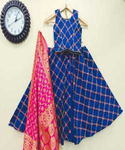 Collection spéciale Navratri Lahenga Choli Prix le plus bas du marché Surat Gujarat Vêtement ethnique Vêtement - Product Image 1