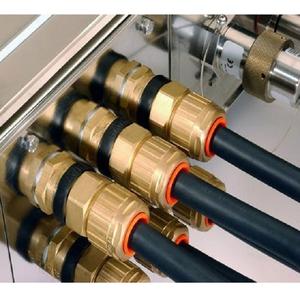 Prensaestopas eléctrico de latón resistente al agua IP68, metal y acero inoxidable con material de nailon, modelo PG - Product Image 1