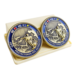 Pièces de monnaie commémoratives personnalisées en bronze antique 2D/3D avec émail, fabricant de pièces de monnaie commémoratives personnalisées - Product Image 2