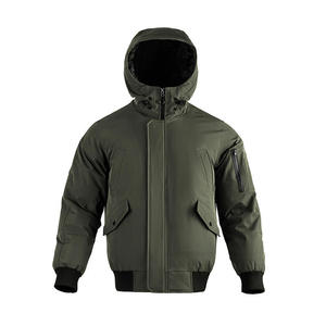 Veste d'extérieur pour homme |   Veste matelassée imperméable et coupe-vent |   Manteau matelassé léger uni |   Détail de l'impression par transfert thermique - Product Image 6