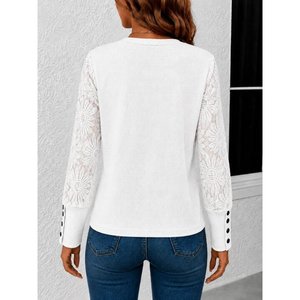 Blusa de Mujer con Cuello Redondo y Mangas Largas con Diseño Floral, 37587 - Blanca - Product Image 2