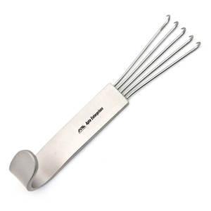 เครื่องมือผ่าตัดแอนเดอร์สัน แบร์ คลอว์ รีทรัคเตอร์ ขนาด 4 1/2 นิ้ว (11 ซม.) พร้อมง่ามคมหลายด้าน ผลิตจากเหล็กกล้าไร้สนิมคุณภาพสูง - Product Image 1