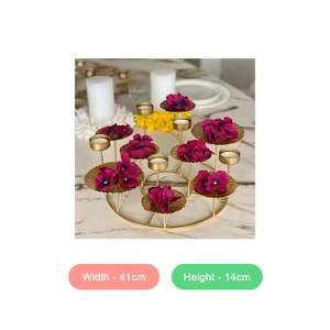 Bougeoir votif en métal design avec finition artistique, parfait pour les célébrations festives ou la décoration. - Product Image 2