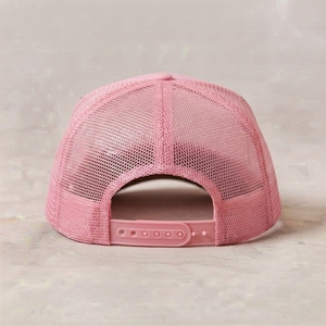 Gorra Trucker Bicolor Rosa con Visera de Gamuza Verde, 5 Paneles, Letra Bordada, Malla, Unisex, Casual, para Mujer, Verano, Golf, Ajustable - Product Image 3