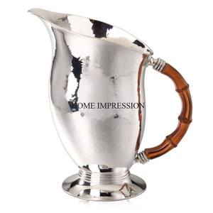 Metal de calidad de lujo recubierto de polvo de Color blanco con mango chapado en oro de diseñador atractivo Bar & Cafe Wine Pitcher Supplies - Product Image 5