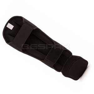 Protège-tibias légers et durables avec mousse absorbant les chocs et sangle antidérapante offrant confort, sécurité et stabilité - Product Image 5