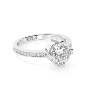 Solitario de diamante de corte redondo de 3.00ct con acentos Anillo de compromiso para mujer - Product Image 2