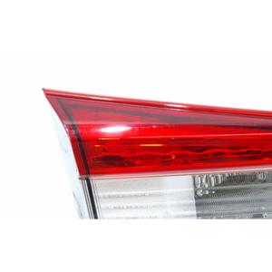 LUZ DE FRENO TRASERA IZQUIERDA INTEGRADA EN LA PUERTA SUBARU XV Series (GT) 84251-FL051 (17>) - Product Image 2