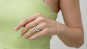 Bague en or 14 carats et diamants en forme d'infini pour femme |   Bague de luxe à 14 pierres, taille brillant ronde |   0,10 carats - Product Image 6