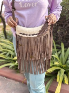 Nuevo bolso de mano con flecos de piel de vaca para mujer, bolso de gamuza multiusos con inspiración occidental - Product Image 5