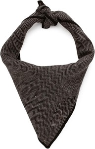 Bandana pour chien avec matériau en maille poly à séchage rapide léger disponible en impressions personnalisées - Product Image 2