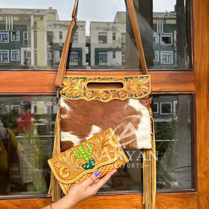 Nuevo bolso occidental hecho a mano con pelo en piel oculta y bolso de mano de cuero con estampado Floral en relieve, conjuntos combinados de Venta caliente - Product Image 1