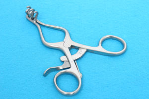 Retractor Weitlaner de acero inoxidable de alto grado 2x3 puntas 110mm, Retractor Weitlaner certificado CE - Product Image 6