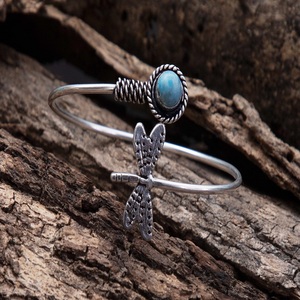 Bracelet manchette réglable en argent sterling 925 papillon tendance élégant Larimar oxydé bijoux de réglage de lunette faits à la main pour la fête - Product Image 4