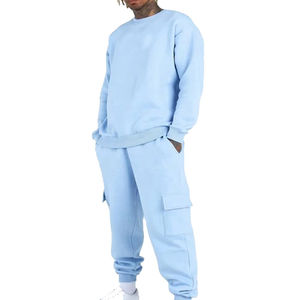 Daxpel International Custom Men Jogging Chándal Venta al por mayor a medida Rendimiento Streetwear Logo Casual Workout Winter Chándal - Product Image 1