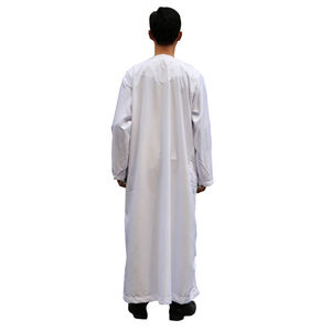Thobe marocain à manches longues de grande taille 5xl pour hommes thobe traditionnel du Qatar pour hommes teint en blanc poches latérales personnalisées vente en gros - Product Image 5