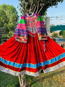 Kuchi afghan traditionnel fait à la main de style chaud robes OEM vêtements faits à la main pleine broderie robe afghane traditionnelle afghane - Product Image 3