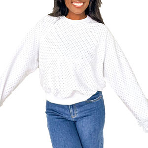 Venta al por mayor de mujeres personalizadas de gran tamaño 100% algodón pesado 450 Gsm sudadera forrada diseño de diamantes de imitación Venta caliente cuello ajustado - Product Image 3