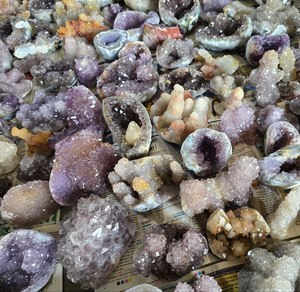 Amas de Stalactites Améthystes Géode Fleur Spécimen d'Inde - Product Image 1