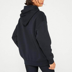 Sudadera con capucha esencial de entrenamiento para mujer negra de alta demanda, sudaderas con capucha en blanco transpirables y antiarrugas de alta calidad para mujer - Product Image 1