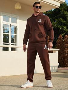 Survêtement d'hiver 2 pièces sur mesure pour hommes, jogging confortable et respirant en tissu polaire avec pantalon de survêtement avec logo personnalisé - Product Image 5