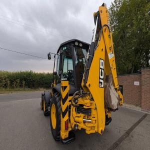 JCB Premium Quality Skid Steer Loader 1CX 4CX Tractopelle Chargeur frontal PLC Entièrement stocké Pompe Livraison rapide Faibles heures Parfait - Product Image 5