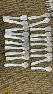 Cuchara de caviar de ostra L = 8cm, cuchara de ostra dorada, cuchara de nácar, juego de caviar dorado, juego de caviar, cuchara de concha - Product Image 4