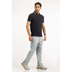 100% Poliéster para Polo de Corte Regular MN-PSH-SS25-036, Tejido de Punto de Alta Calidad, Corte Ajustado, Teñido Liso, Bordado, Antiarrugas - Product Image 2