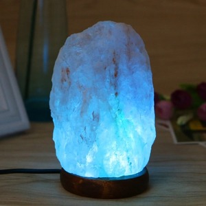 Lampe de roche salée en cristal de l'Himalaya avec veilleuse LED lampe d'ambiance de chevet pour la décoration intérieure sac emballé de forme solide raffinée - Product Image 3