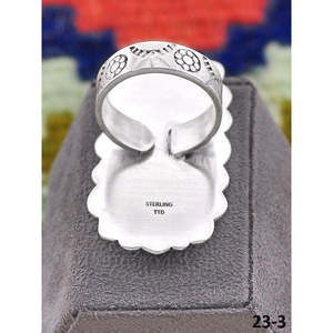 Bague ajustable en argent sterling fait main du sud-ouest, ornée de turquoise Black Jack et d'émeraude, idéale comme cadeau - Product Image 1